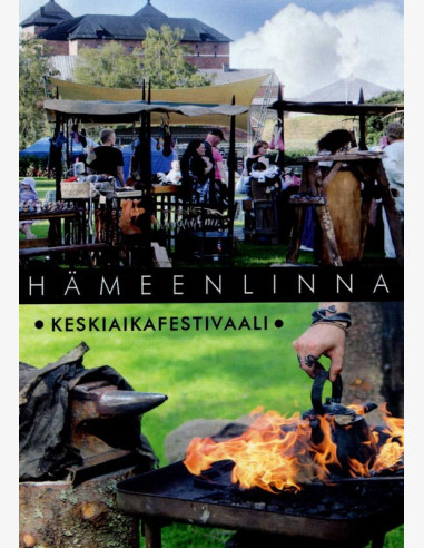 Hämeenlinnan Keskiaikafestivaali Linnanpuistossa elokuussa